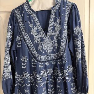 Sundance Navy Top with White Embroidery